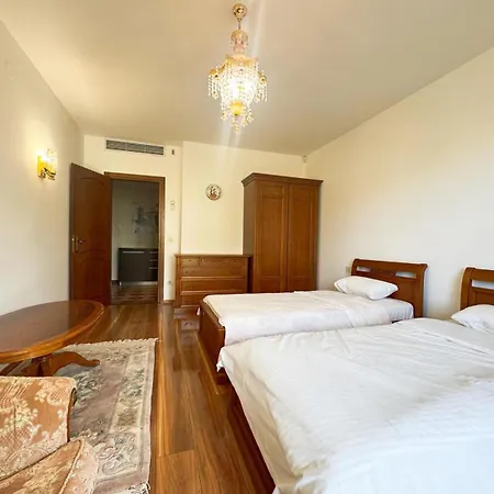 Apartmán Port Palace 2 *